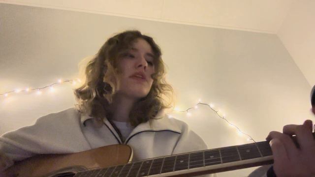 vampire empire by big thief (but its the middle of the night and i’ve forgotten the lyrics) смотреть онлайн