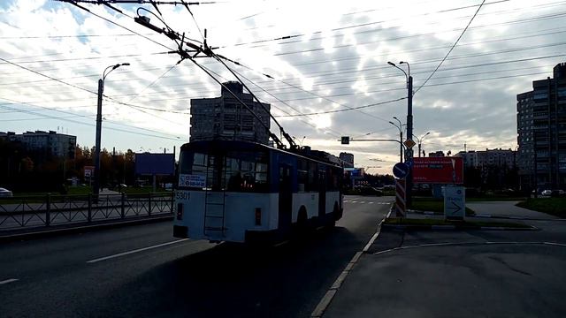 Троллейбус ВЗТМ-5284 борт 5301 на 31, в парк. Он жив, он вернулся! смотреть онлайн