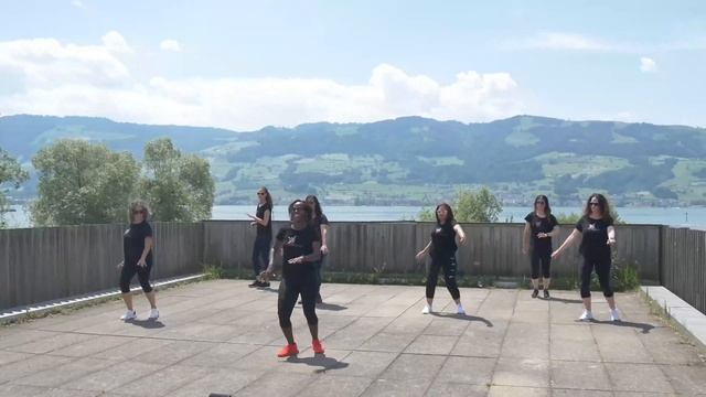 Bachata (Zumba®) | Coreografía | Kay One feat. Cristobal | Bachata | swissqueya - dance fitness смотреть онлайн