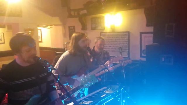 KANGAROOS live at Kelly's Dispensary, Smithdown Road Festival 2019, Liverpool 5-5-19 смотреть онлайн