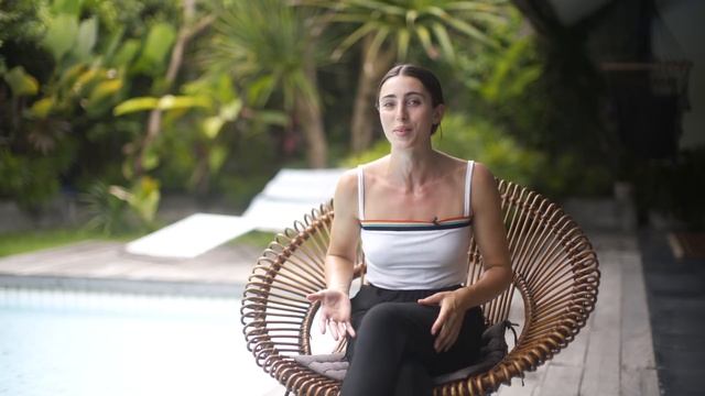 Are You Struggling With Financial Stress? Here's How To Deal With It. смотреть онлайн