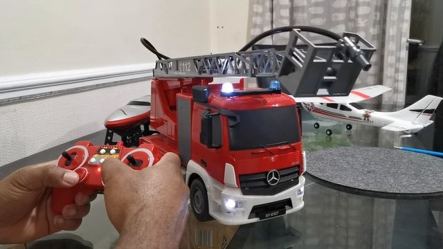 Fire truck Antos benz смотреть онлайн