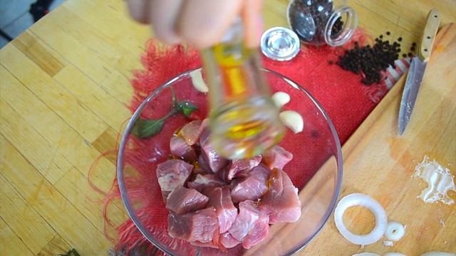 Как приготовить шашлык дома в духовке. Пошаговый видео рецепт от «Айдиго»! смотреть онлайн