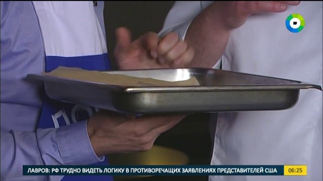 Готовим пирог-даниш со сливочным кремом и ягодами. Рубрика Пора завтракать. смотреть онлайн