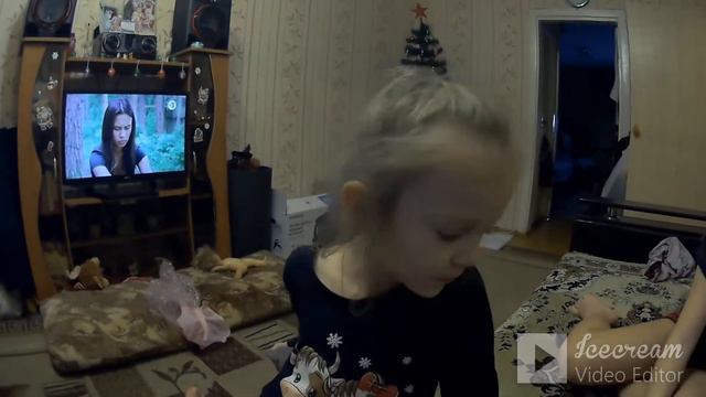 ВЛОГ Почему Полину отправили домой со школы???/ Я рада, что под нами нет соседей!!! смотреть онлайн