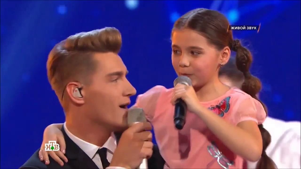 Алексей Воробьев на Ты супер спел хит Я тебя люблю и подарил микрофон участнице Василине смотреть онлайн