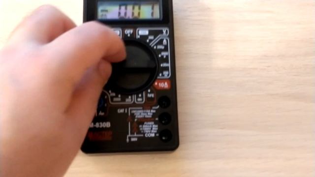 Мультиметр Master Professional M830B - демонстрация работы, пробное включение смотреть онлайн