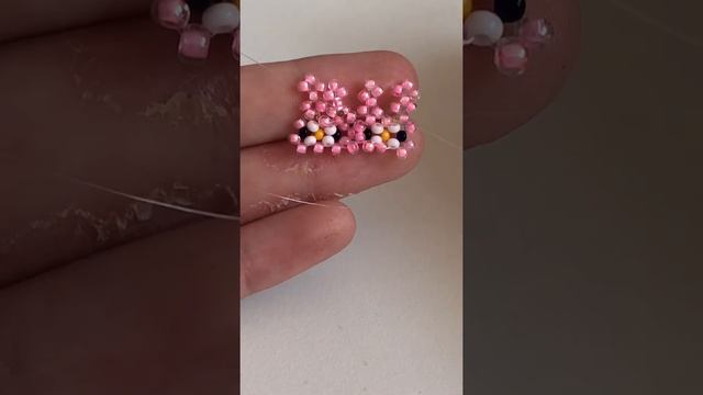 Туториал на сшивание двух фигурок из бисера смотреть онлайн