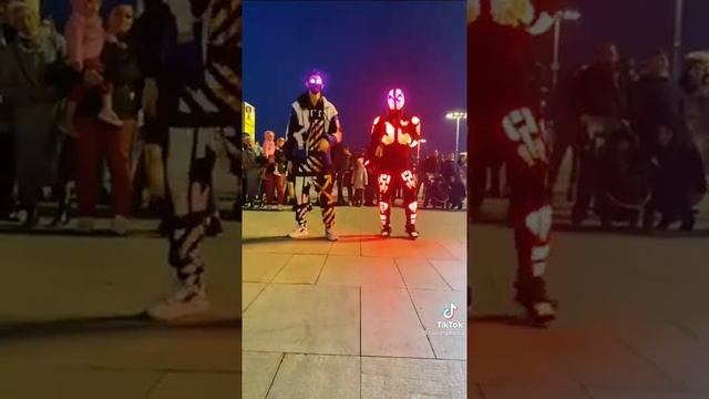 ??IN A CLUB,?? КАК ХИЩНИК?⚡ НАУЧИЛСЯ? ?? смотреть онлайн