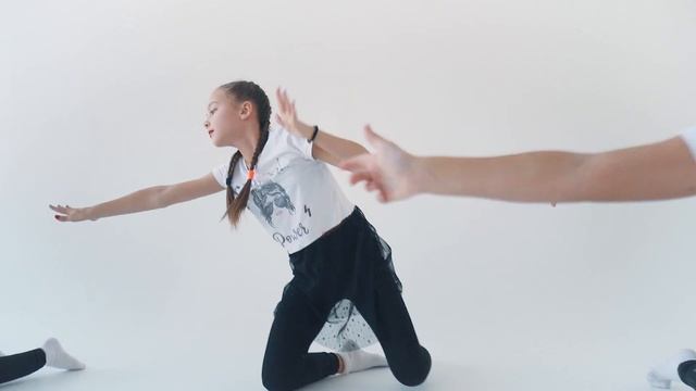 Современная хореография дети (Kaleo - Lay me down) смотреть онлайн