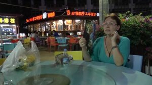 УЛИЧНАЯ ЕДА В КИТАЕ ? ЦЕНЫ НА ЕДУ ? УЛИЦА ЕДЫ ? ДАДУНХАЙ. САНЬЯ. ХАЙНАНЬ. КИТАЙ