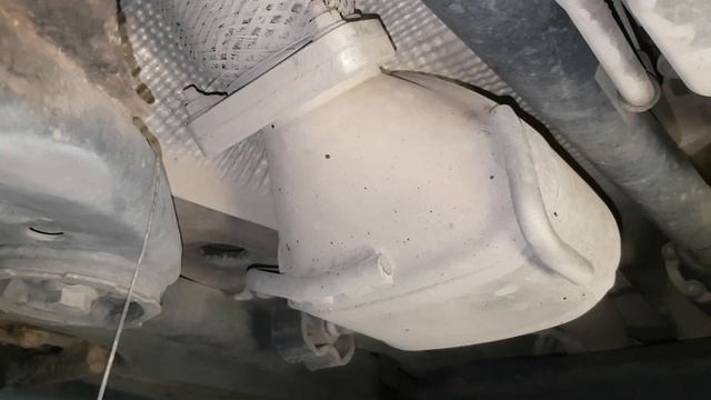 Снятие стартера VW Туарег 2.5 D смотреть онлайн