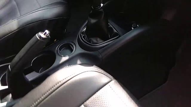 Купить Mitsubishi Outlander (Мицубиси Аутлендер) MT 2WD 2011 г. с пробегом бу в Саратове Автосалон смотреть онлайн
