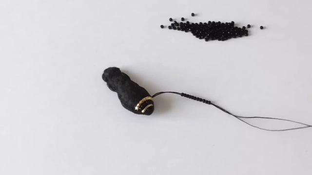 Брошь Пчела из бисера. Мастер-класс. 1 часть/ DIY Beaded Bee brooch 1 part смотреть онлайн