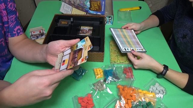 Крошечные города. Открываем коробку с настольной игрой. Tiny towns. Unboxing. смотреть онлайн