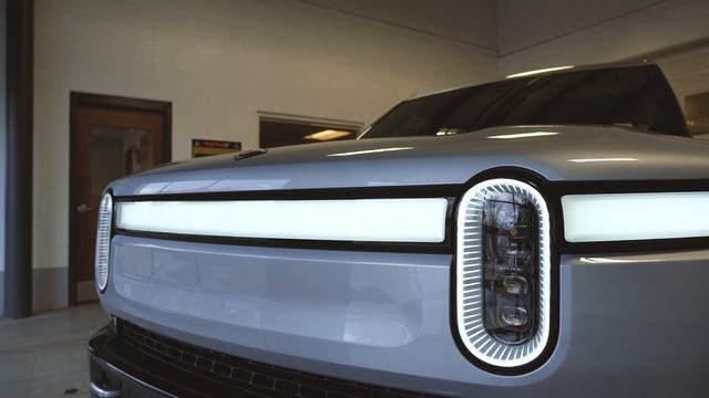 Rivian R1T Review ?⛏️? смотреть онлайн