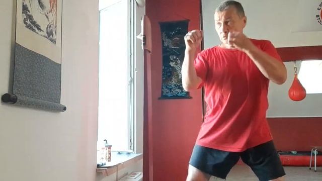 Макивара классическая выглядит так! Это не "подушки" или "лапы". смотреть онлайн