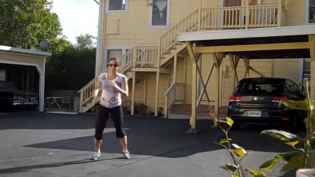 "MOSKAU" Russian Dance - Dschinghis Khan | Zumba Fitness Video | Zumbally смотреть онлайн