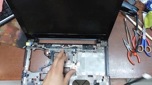 Собираем Lenovo G50-30.