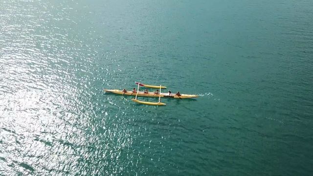 Hawaiian Canoe Paddlers delivering Bride смотреть онлайн