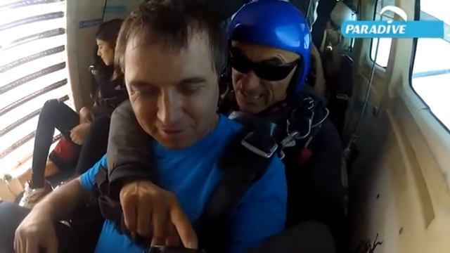 Экстрим. Прыжки с парашютом! смотреть онлайн