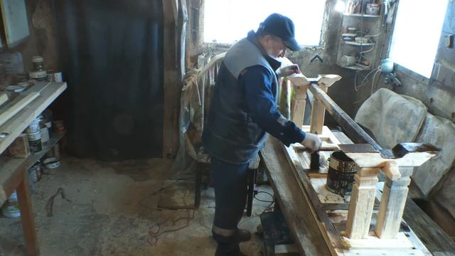 Лавку из сосны под старину, в деревенском стиле, делаю своими руками.Сборка, брашировка, покраска. смотреть онлайн