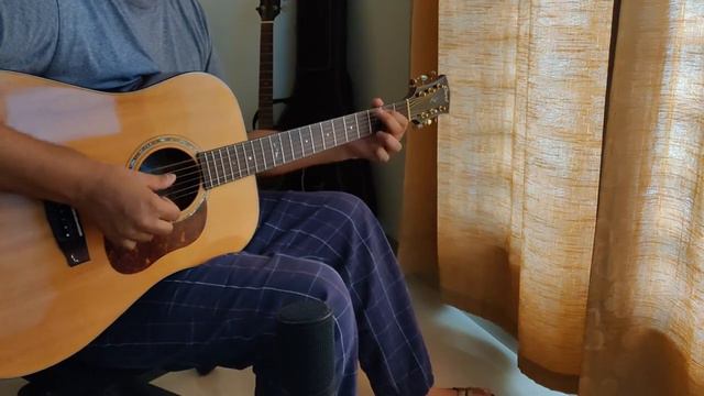 Testing out a Cort Gold-D6 guitar. смотреть онлайн