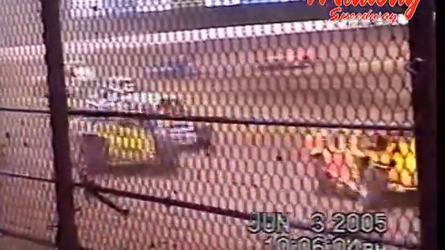 Lebanon Midway Speedway Old VHS Tape 06-03-2005 Dirt Track Racing смотреть онлайн