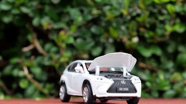 Open the box and test drive lexus NX 200T 1:32scale . #openthebox #photos animation #diecast смотреть онлайн