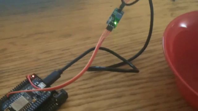 Arduino NODE MCU ESP12E Water/ Leak Detector смотреть онлайн