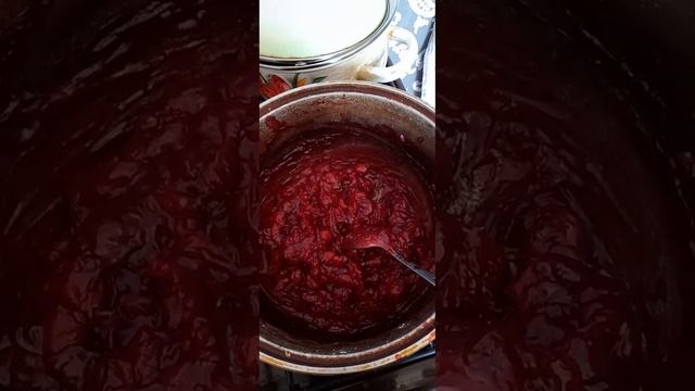 Начинка из вишни для слоек и пирогов. смотреть онлайн