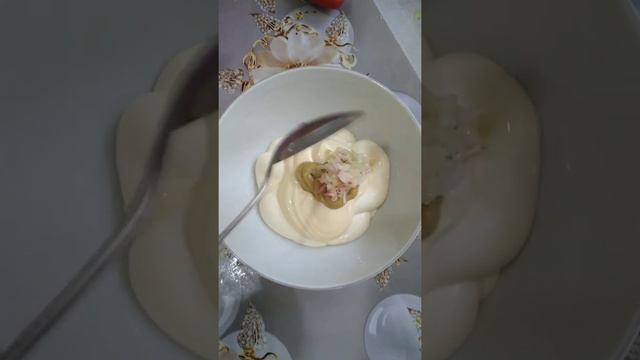 Осень близко. Полезный витаминный салат. Очень вкусно. Сьедают за 1 минуту смотреть онлайн