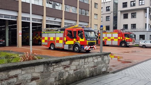 Cork City Fire Brigade Turnout during morning checks смотреть онлайн