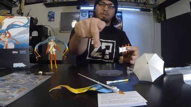 The MOST Colorful Figma! 2016 Racing Miku Unboxing, Review, and Dagashi! Vocaloid смотреть онлайн