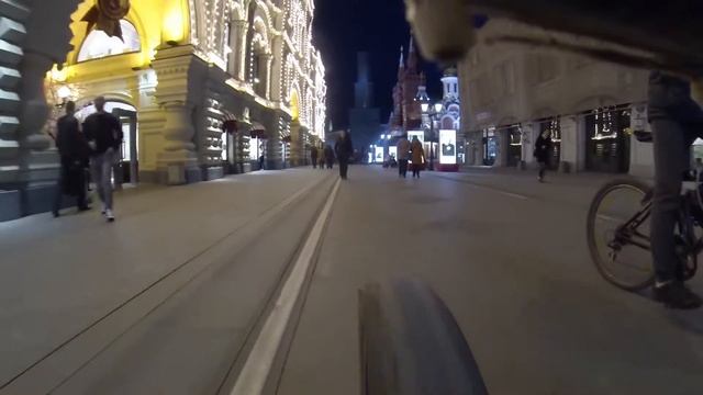 Вечерняя покатушка на электровелосипеде в центре Москвы (вид сзади 8)) смотреть онлайн