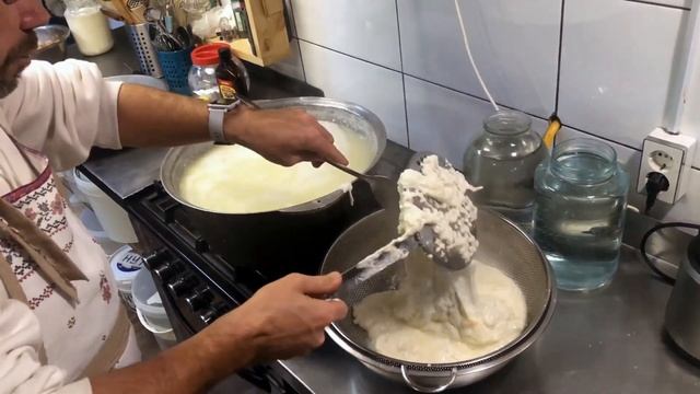 Простой рецепт домашнего сыра (Самый вкусный сыр) смотреть онлайн