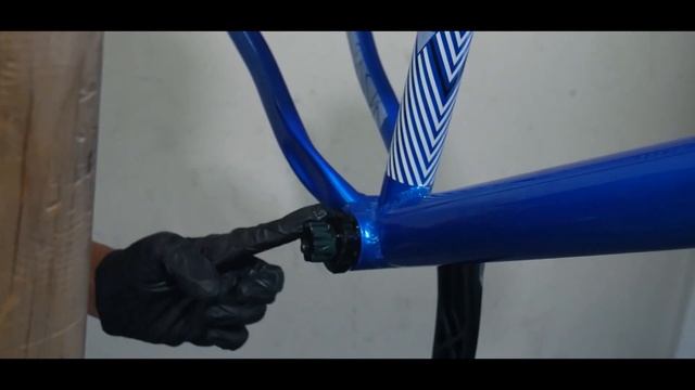 Custom Dirt Jumper Build | Octane One Zircus 2021 смотреть онлайн