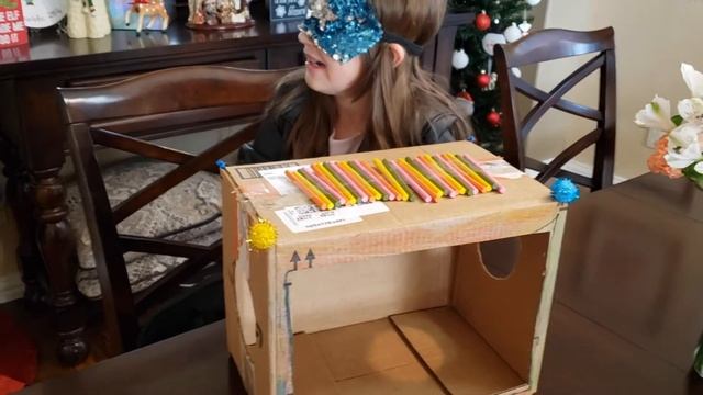 Groovy Girls 1st Mystery Box Challenge - Funny Reactions смотреть онлайн