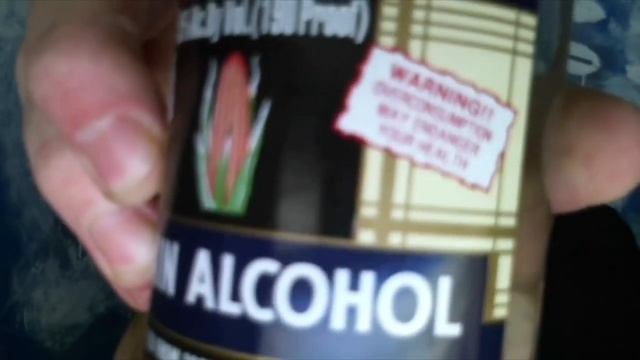 Shoenice Slams Everclear Bottle смотреть онлайн