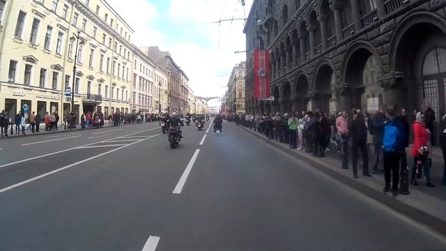 Подготовка мотоциклов к сезону ~ Участие в открытии мотосезона в Санкт-Петербурге смотреть онлайн