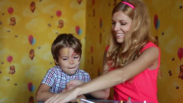Видео блог. Выпуск 8. Веселые рисунки на лице на Хеллоуин (аквагрим) смотреть онлайн