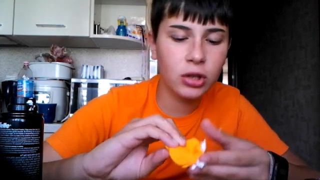 Лизун из легкого пластилина. Бюджетный способ сделать лизун. DIY. смотреть онлайн