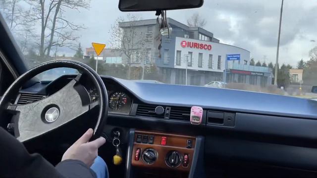 Mercedes W124 (s124) 1986 230TE Winter Drive - Katowice, Poland