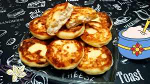 ПЫШНЫЕ СЫРНИКИ ИЗ ТВОРОГА / Простой и быстрый рецепт сырников / Вкусный и полезный завтрак