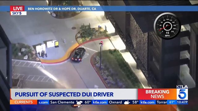 Authorities pursue suspected DUI driver in L.A. County смотреть онлайн