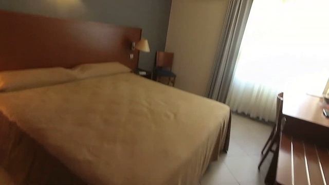 Отдых в Испании Торревьеха. Обзор гостиницы возле моря. смотреть онлайн