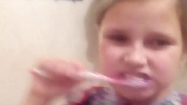 Чистила зубы смотреть онлайн