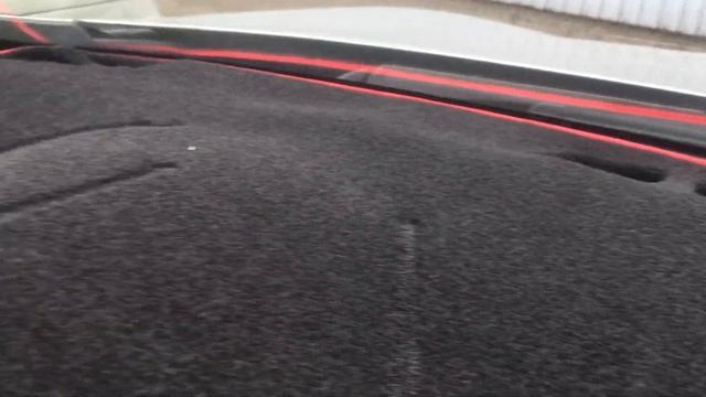 Накидка на панель Qashqai J10 с красным кантом. смотреть онлайн