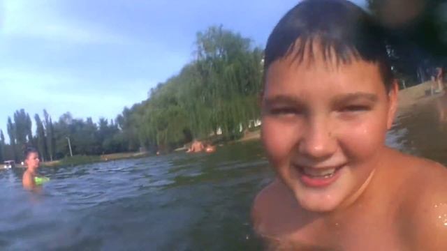 VLOG$ Идем на пруд :3$ Проверяем камеру на водонепронецаемость^^$ смотреть онлайн