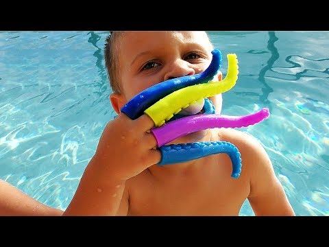 Little Babies Playing in Pool with Octopus Toy Family fun Games for kids & baby songs nursery rhymes смотреть онлайн